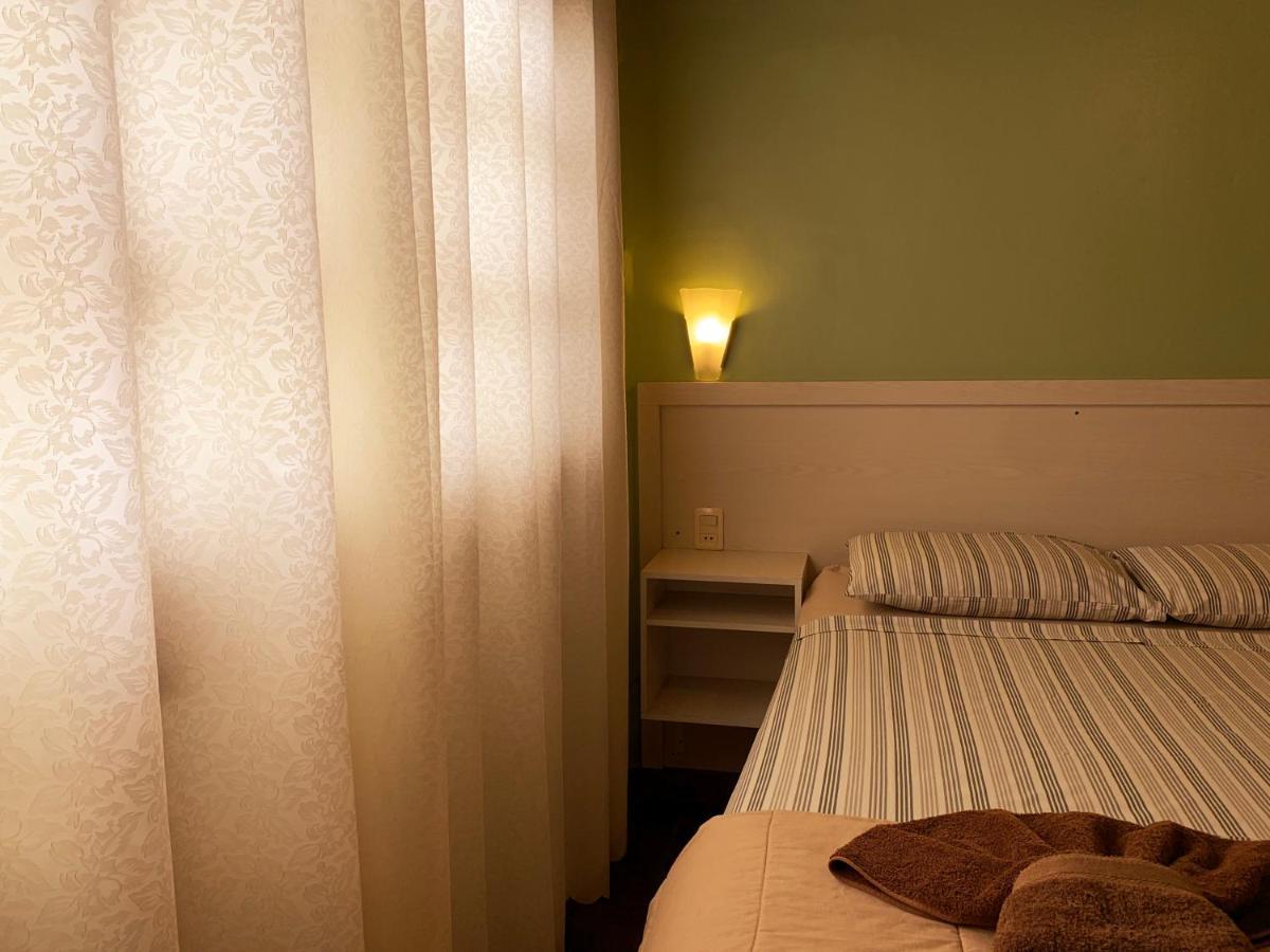 Hotel Germano Encarnación Стая снимка
